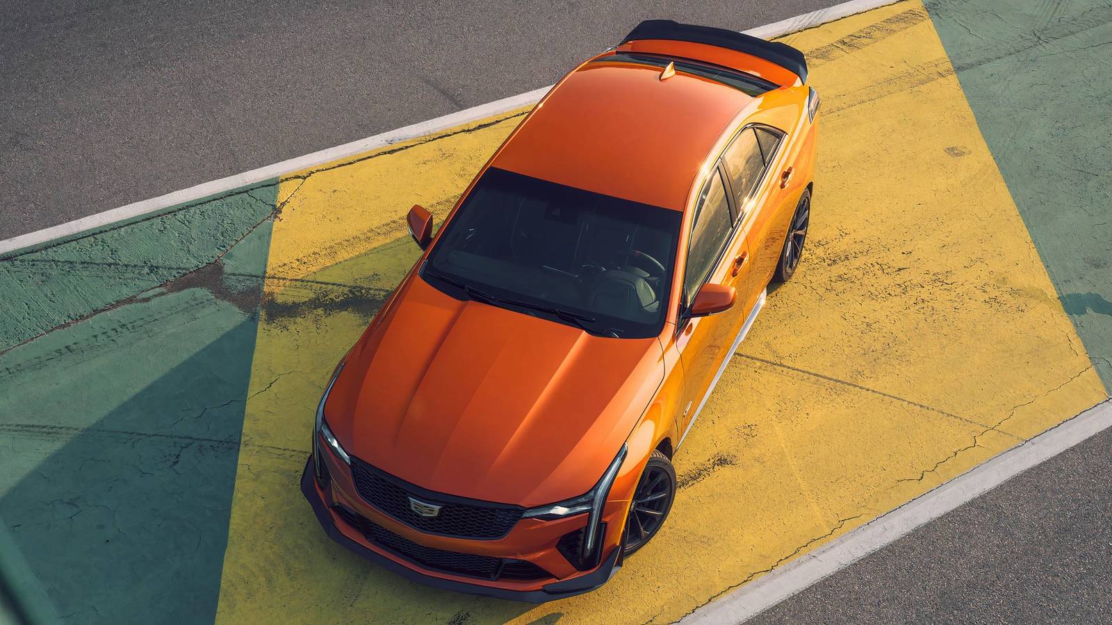 Cadillac спира производството на CT4 и CT5 през 2026 г., но само CT5 ще има наследник 6 Cadillac CT5