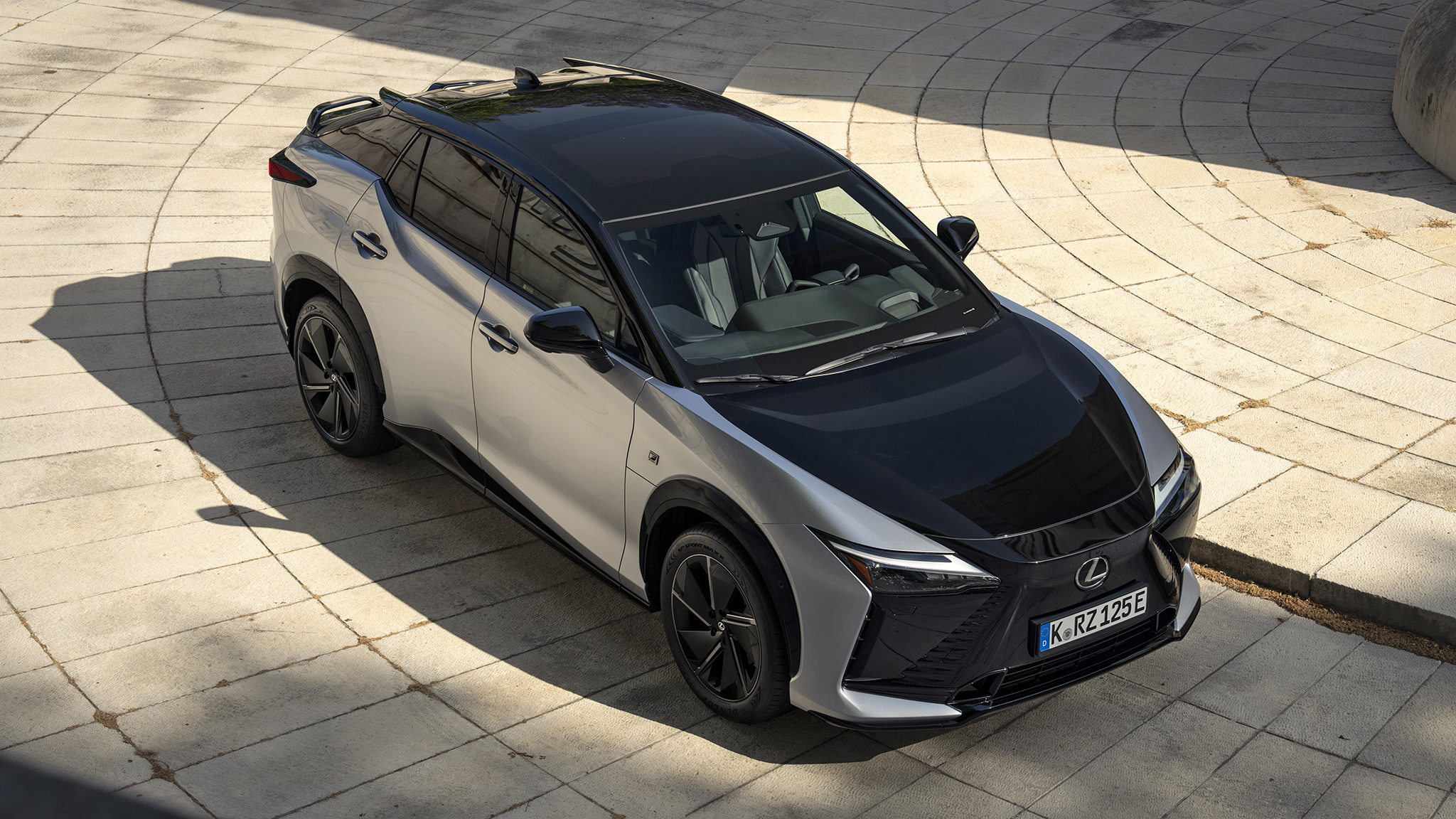 Lexus RZ