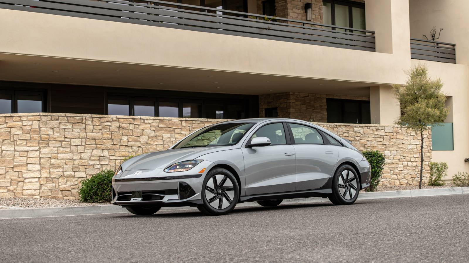 Hyundai Ioniq 6