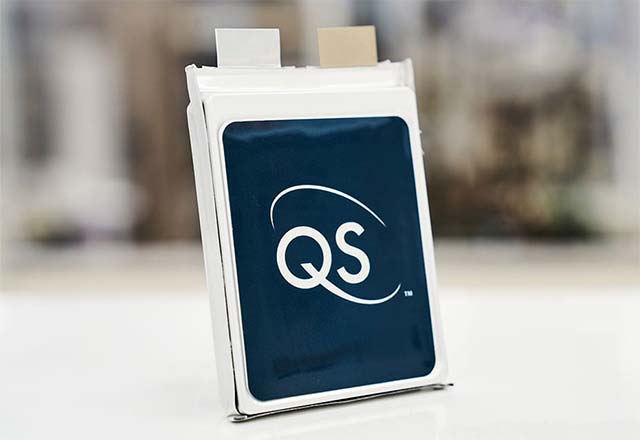 QuantumScape доставя първите B1 мостри от своята solid-state батерия QSE-5 4 solid-state батерия