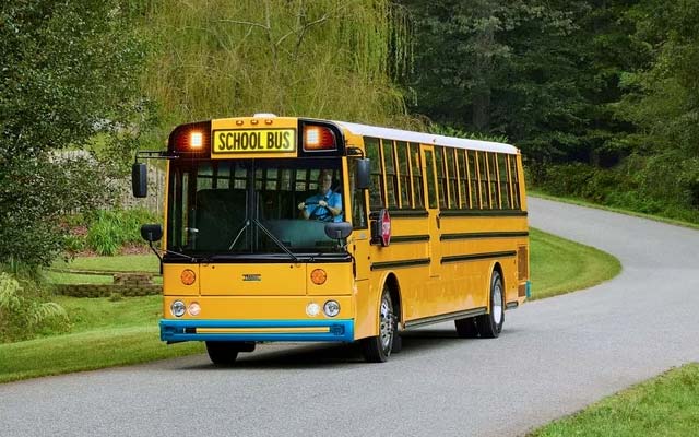 Thomas Built Buses представи електрическия училищен автобус Wattson 4 Thomas Built Buses