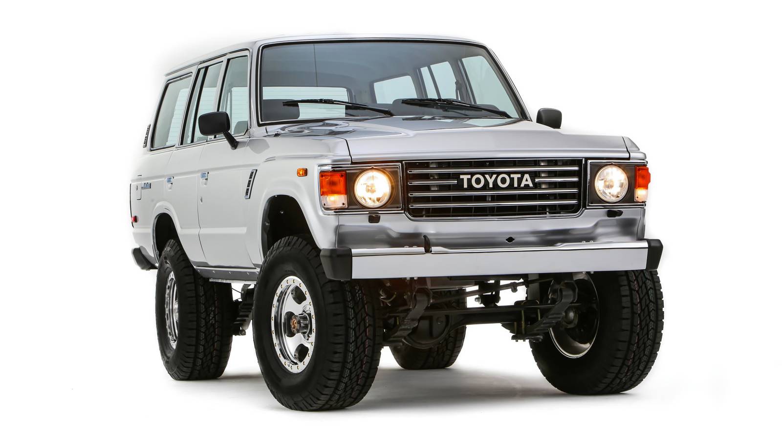 Turbo Trail Cruiser: Toyota представи Land Cruiser с 389 к.с. на SEMA 2025 4 Toyota Land Cruiser