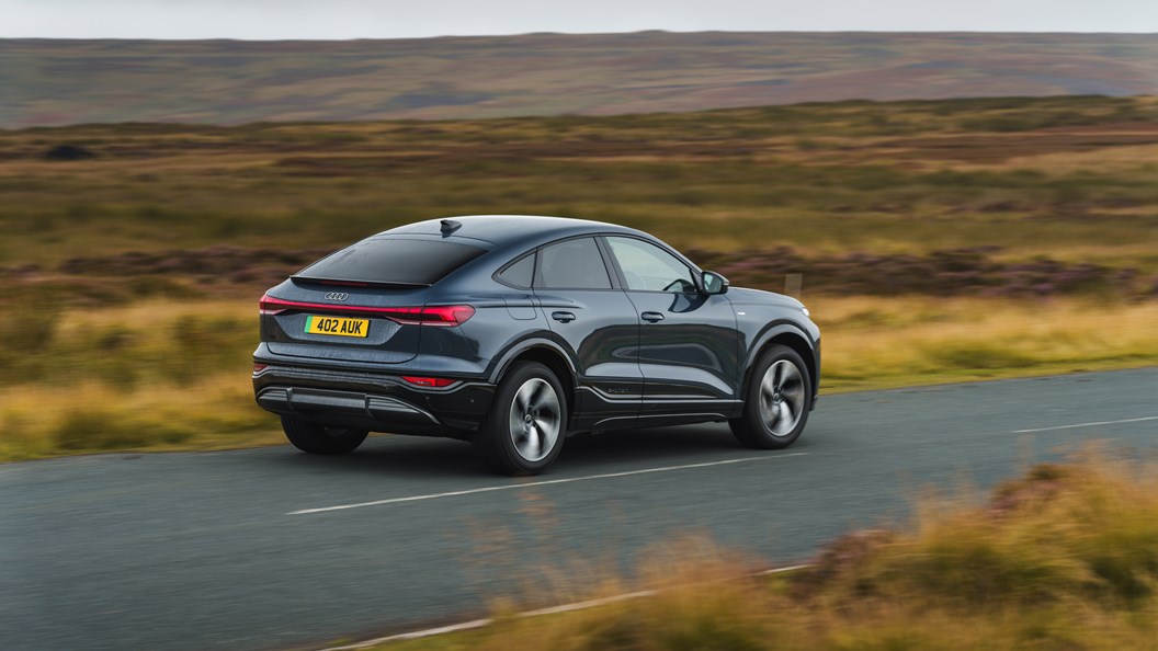 Audi Q6 e-tron Sportback (2025): Първи впечатления от елегантния и разумен SUV 4 Audi Q6 e-tron Sportback