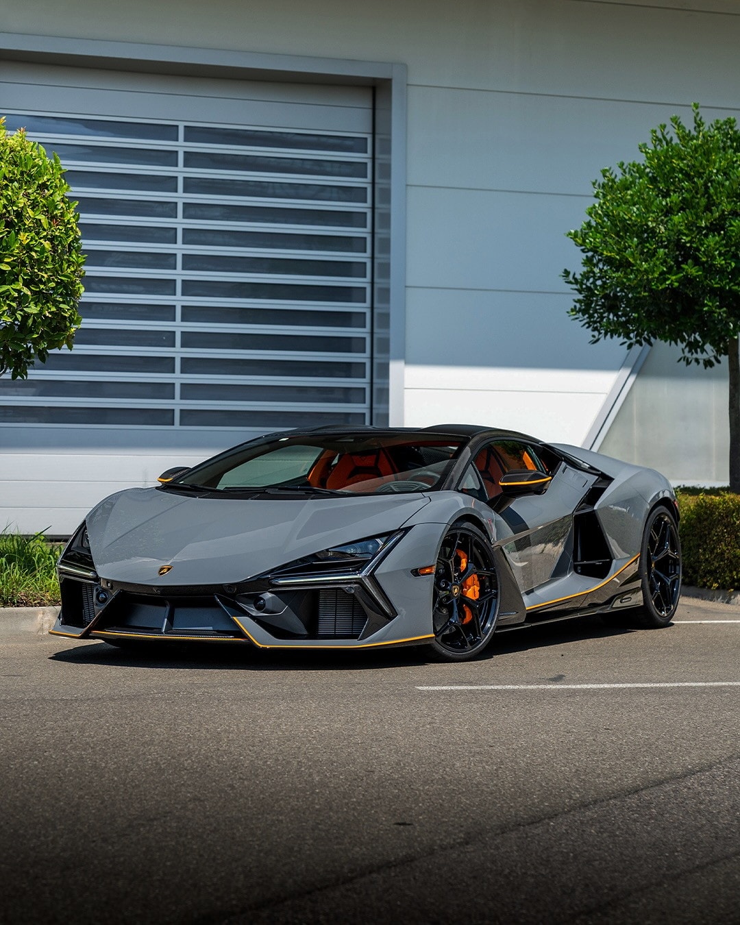 Lamborghini Revuelto