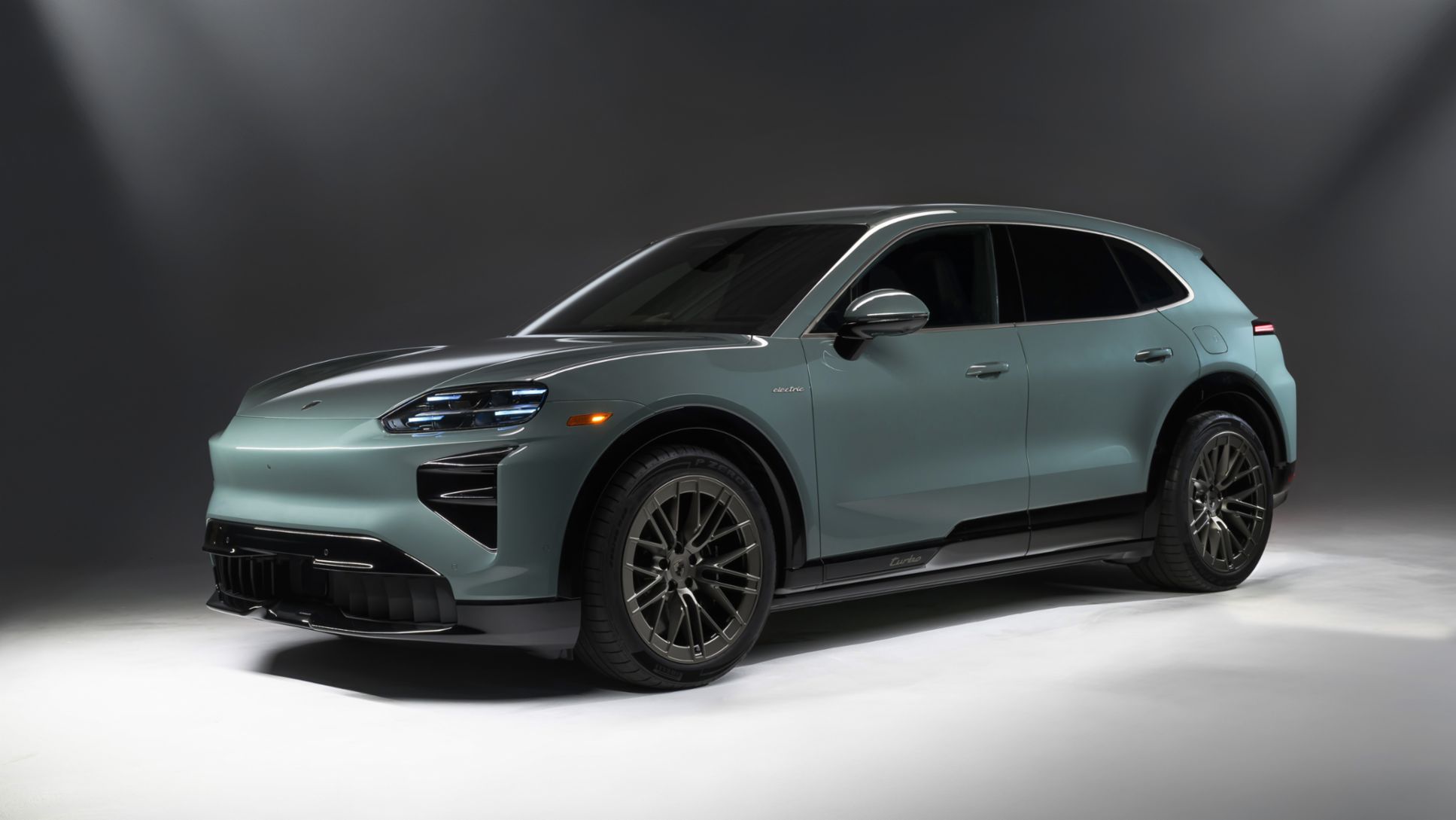 Porsche Cayenne Electric