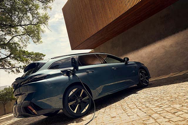 електрически автомобили