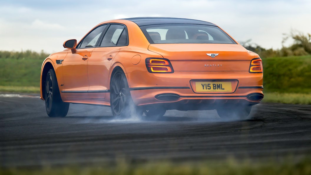 луксозни хибридни автомобили