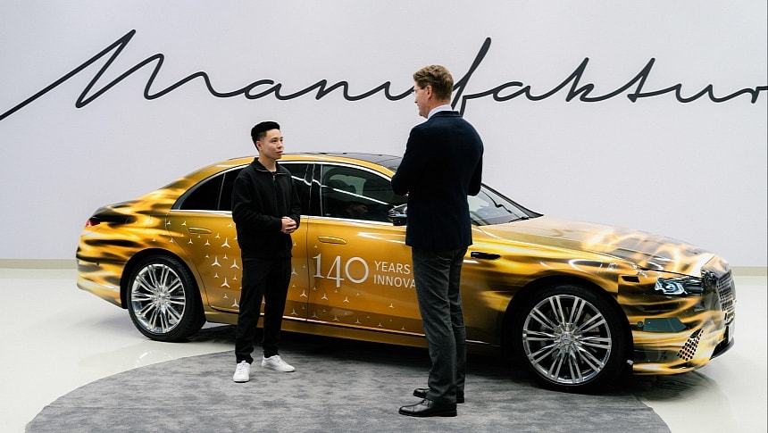 Mercedes-Benz S-Class