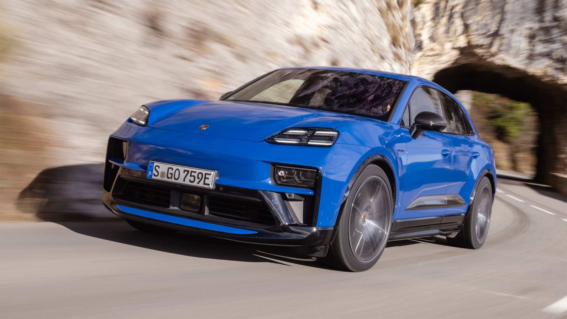 Porsche Macan GTS Electric