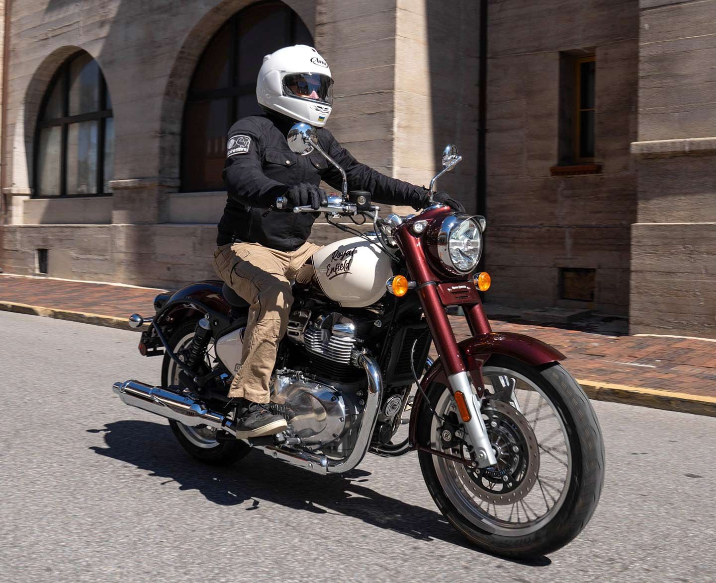 Роял Енфийлд Класик 650