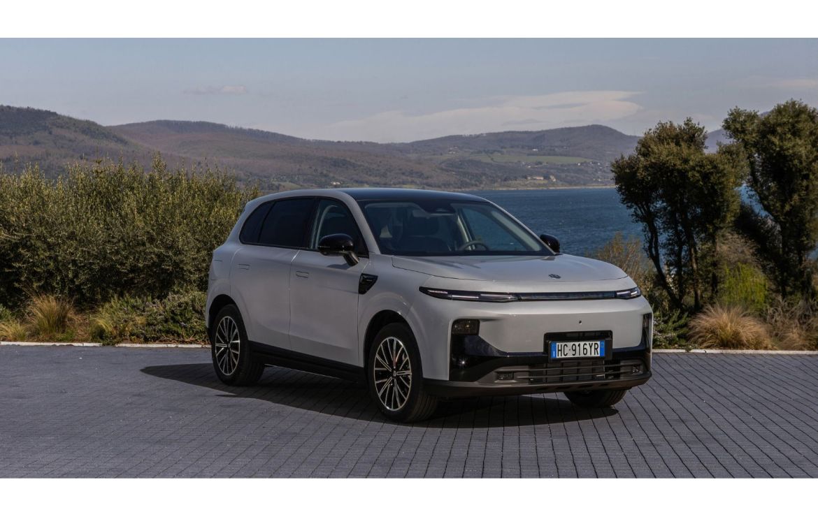 Leapmotor B10 Hybrid EV