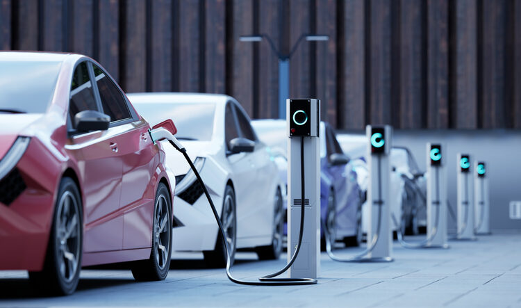 ЕКСИЙД VX PHEV