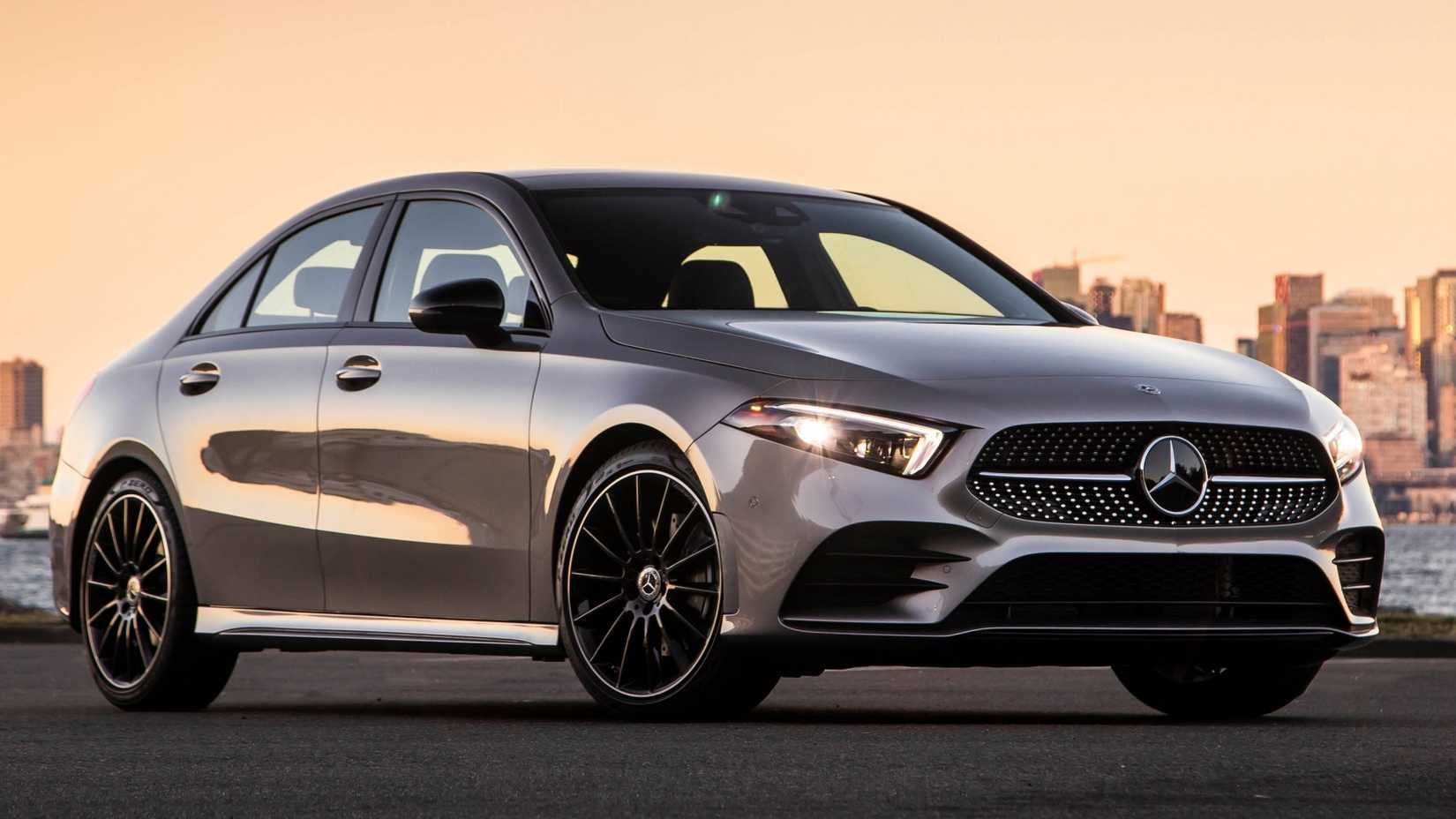 Мерцедес-Бенц А-клас