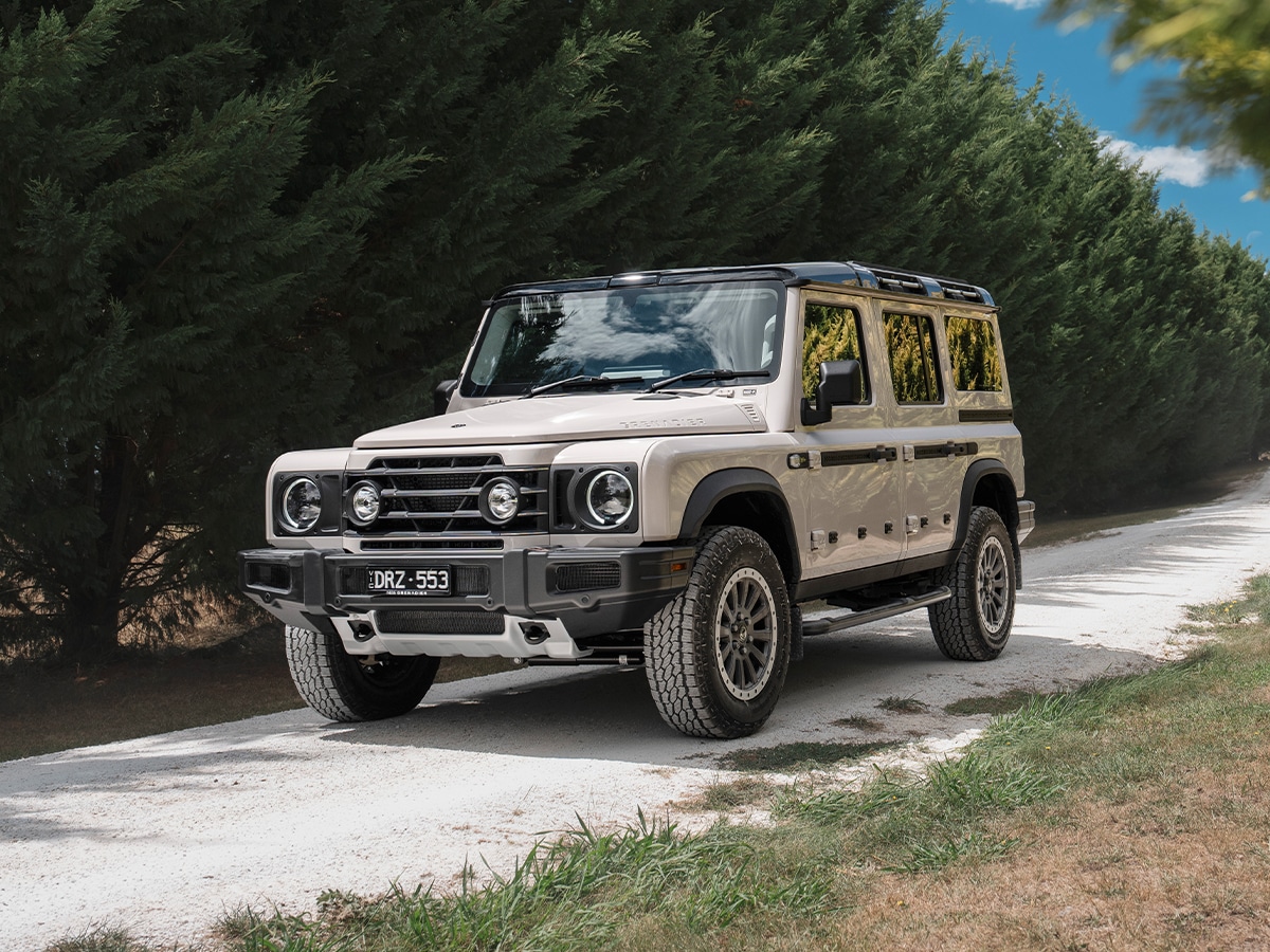 ИНЕОС Гренадѝр