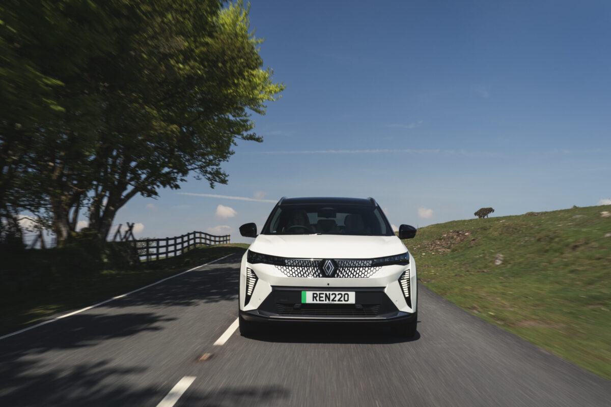 Рено Scenic E-Tech