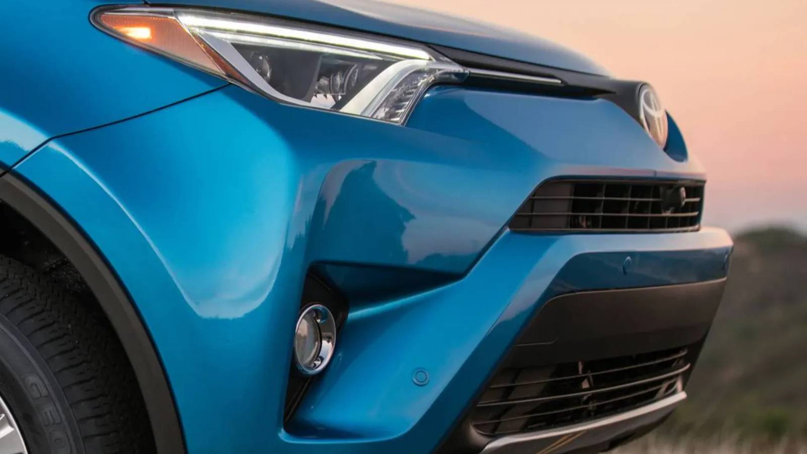 Тойота Rav4 Hybrid