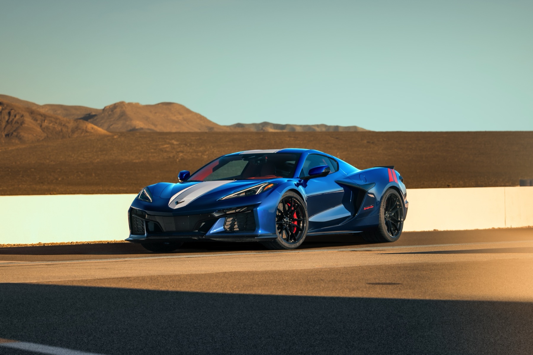 Шевролет Корвет Гранд Спорт