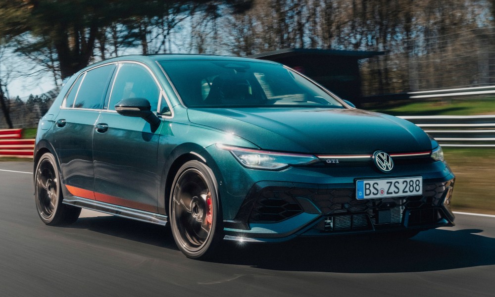 Фолксваген Golf GTI Edition 50
