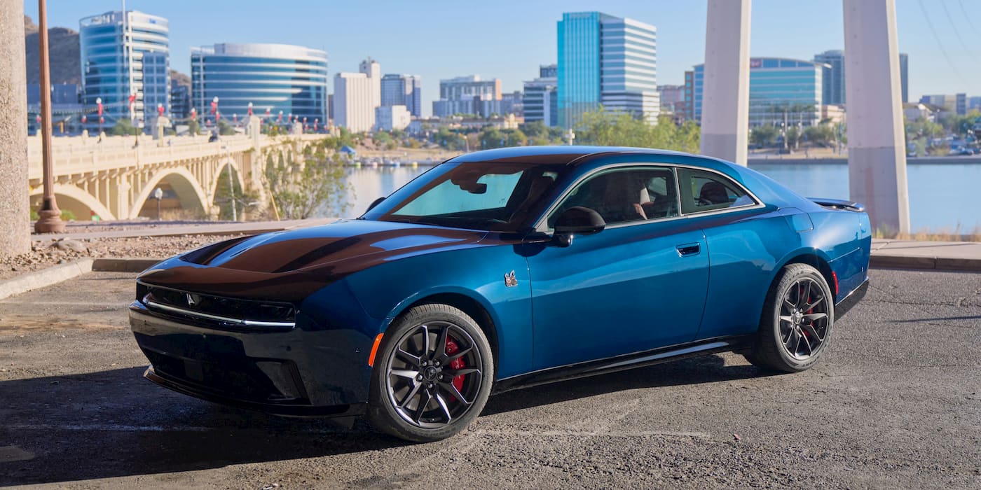 Додж Charger Daytona EV