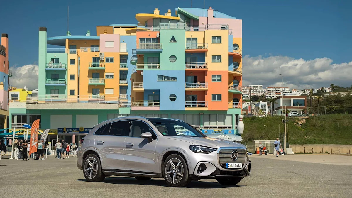 Мерцедес-Бенц GLC 400 4Matic EV