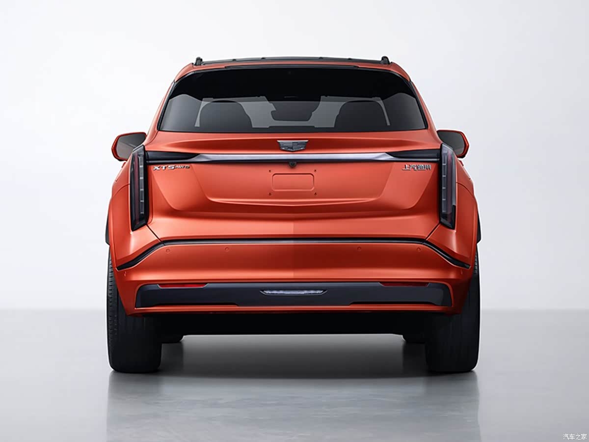 Кадилак XT5 PHEV