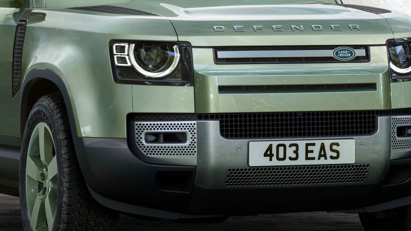 Ленд Роувър Defender