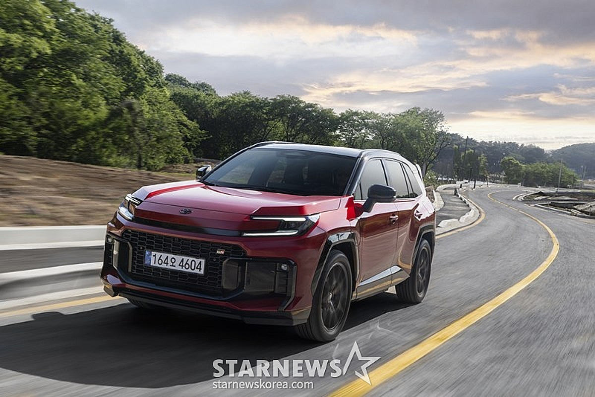 Тойота RAV4