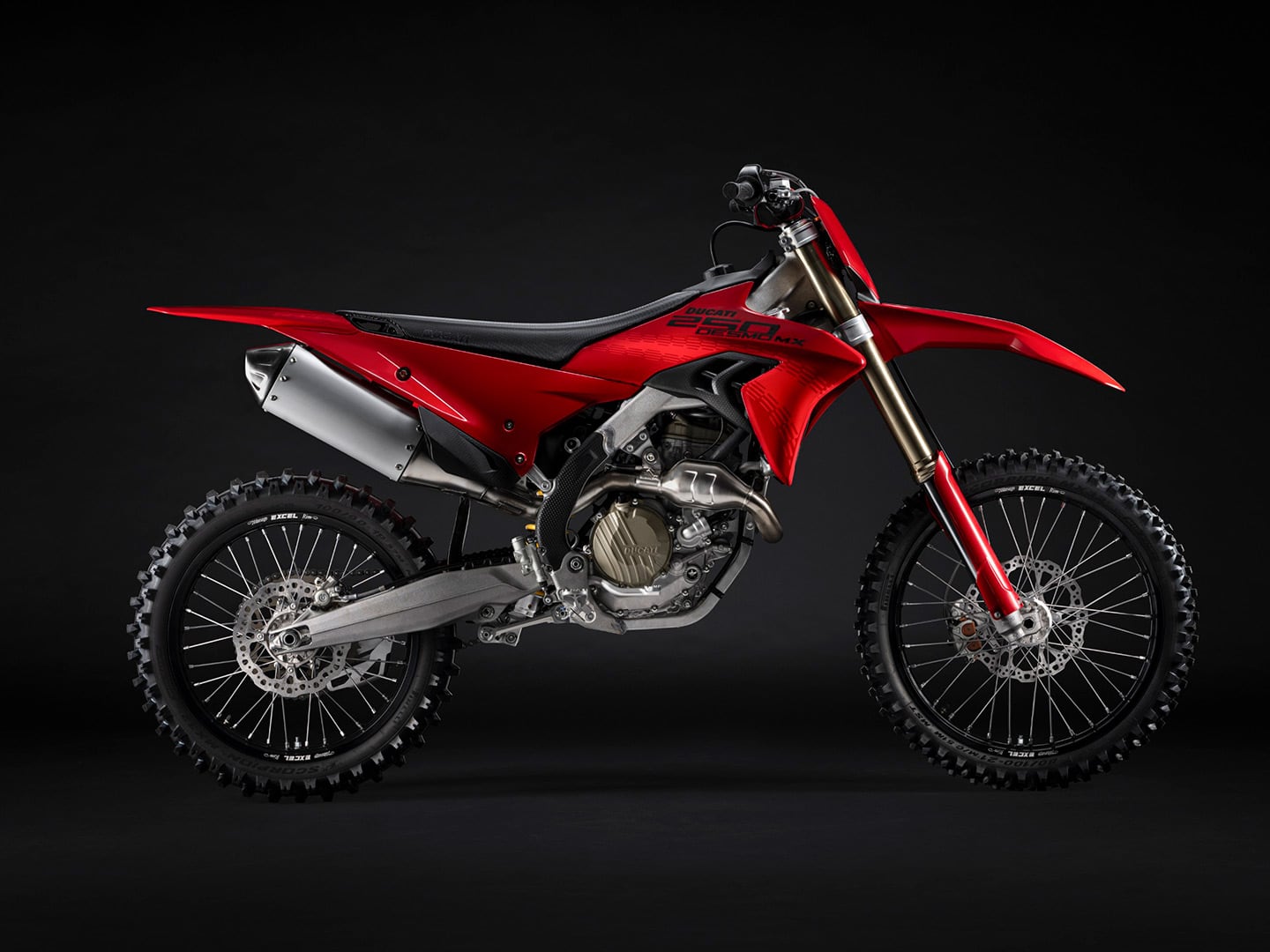 Дукати Desmo250 MX