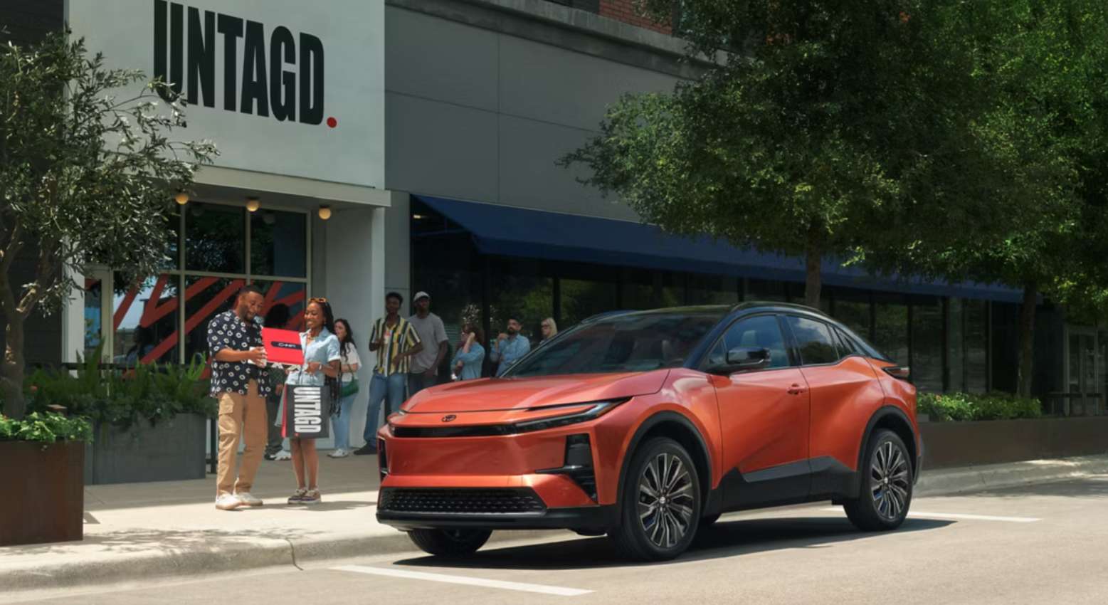 Тойота C-HR XSE