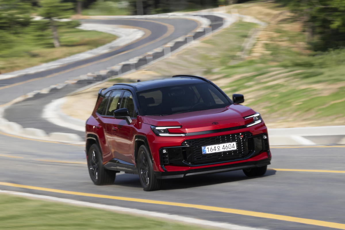 Тойота RAV4