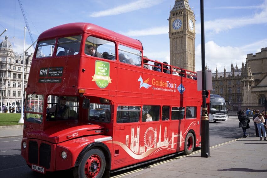 Електрически Лондонски Routemaster (London Routemaster)