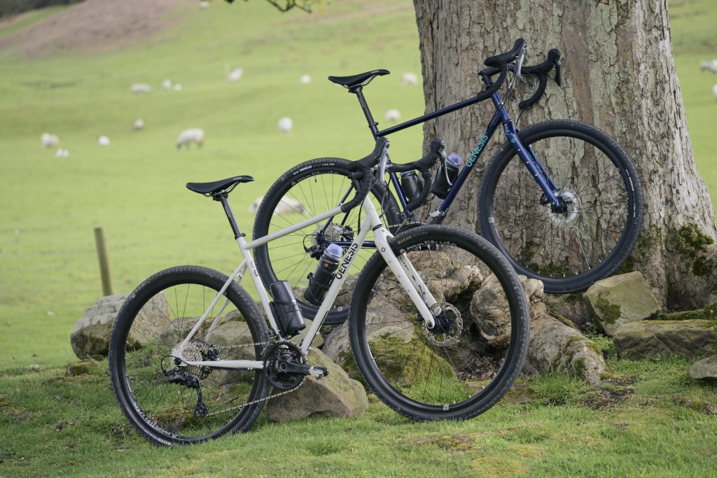 Дженезис Croix de Fer 60