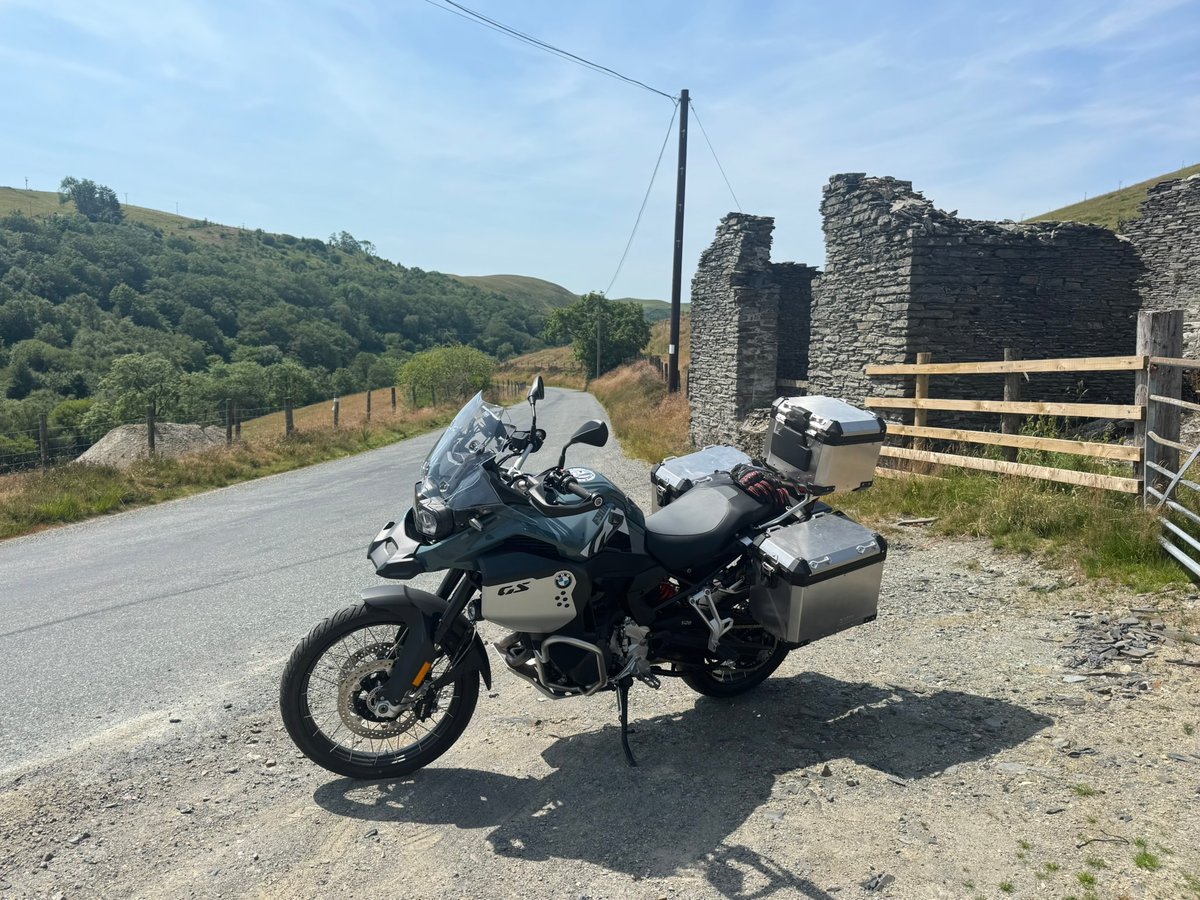 БМВ F900 GS Adventure