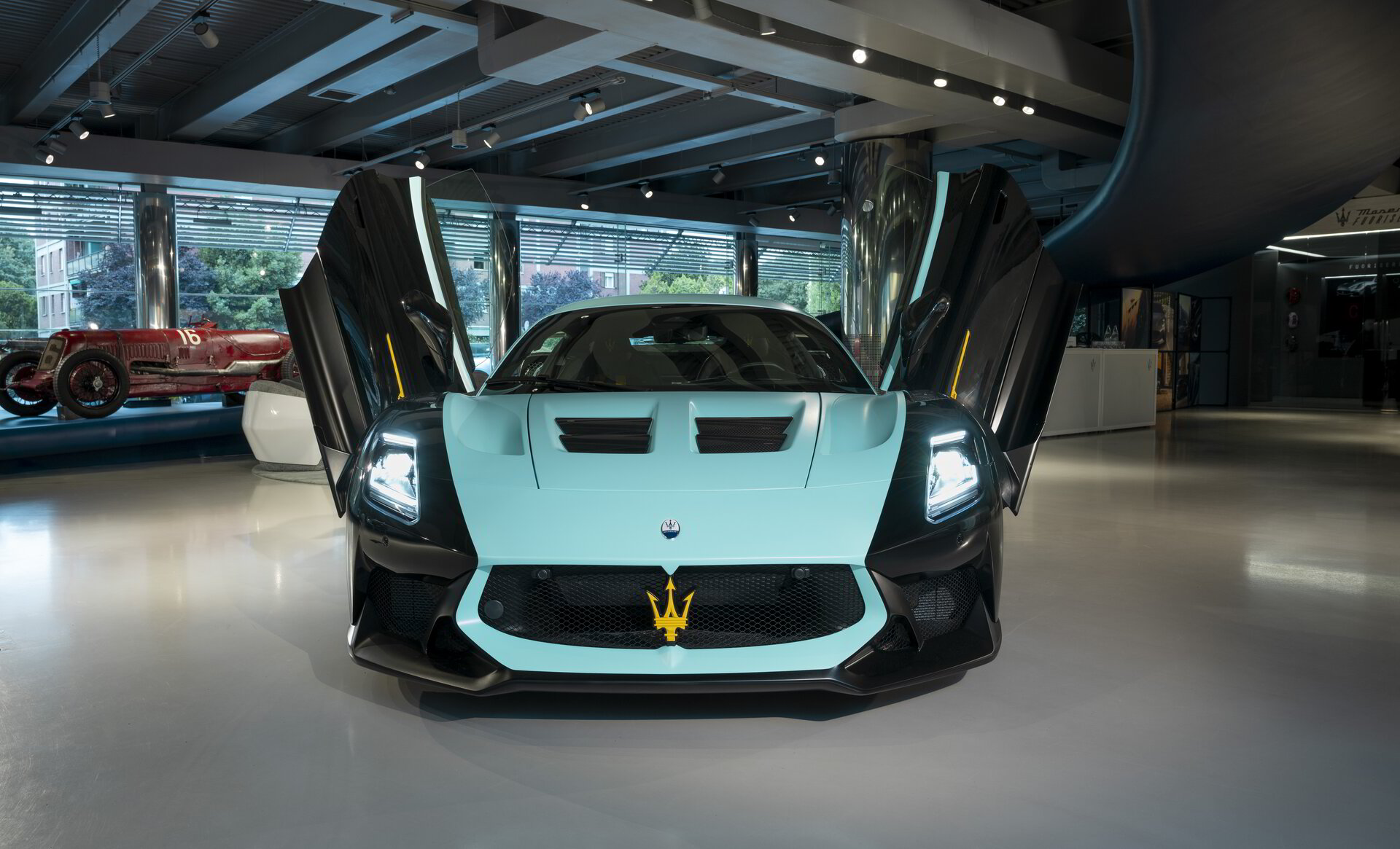 Мазерати GT2 Stradale