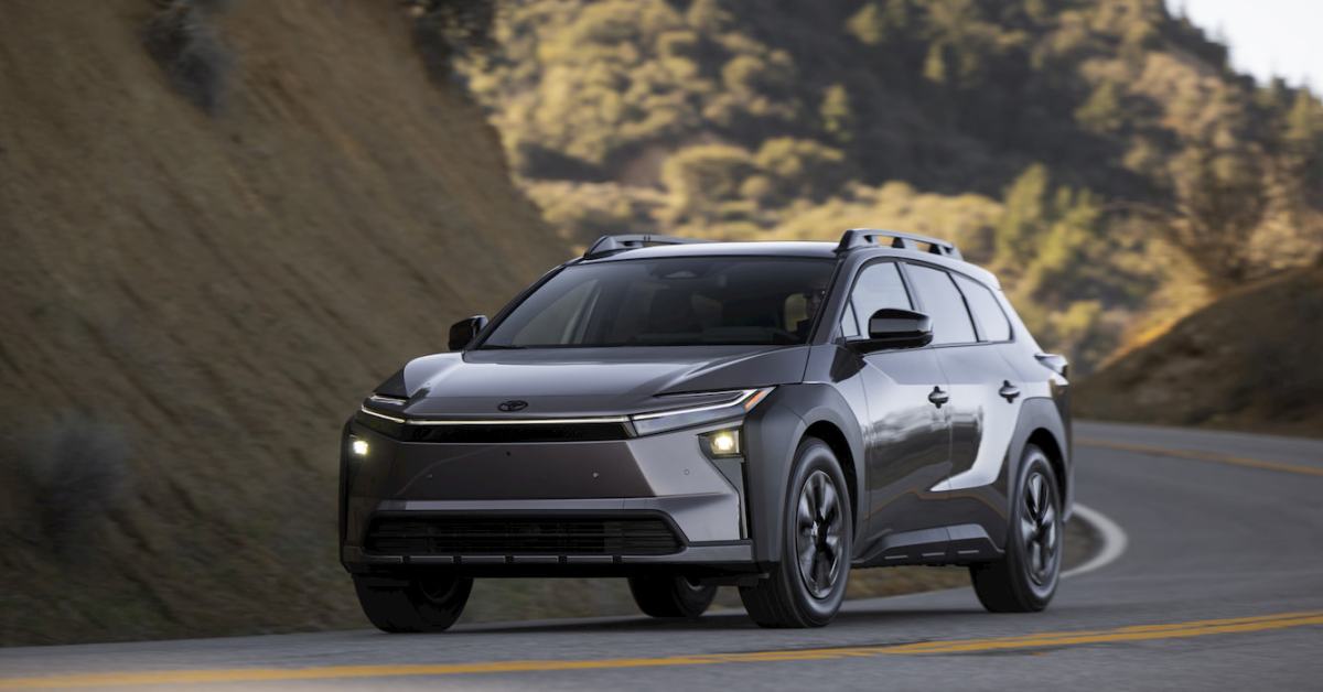 Тойота bZ Woodland EV