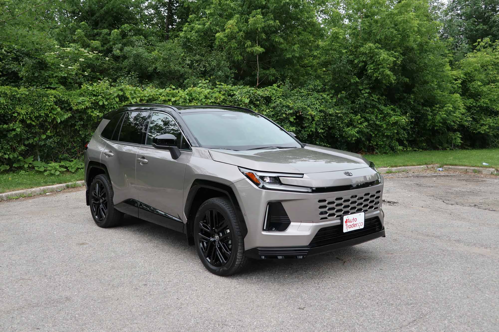 Тойота RAV4 PHEV