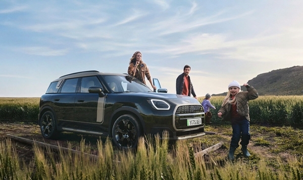 Мини Electric Countryman