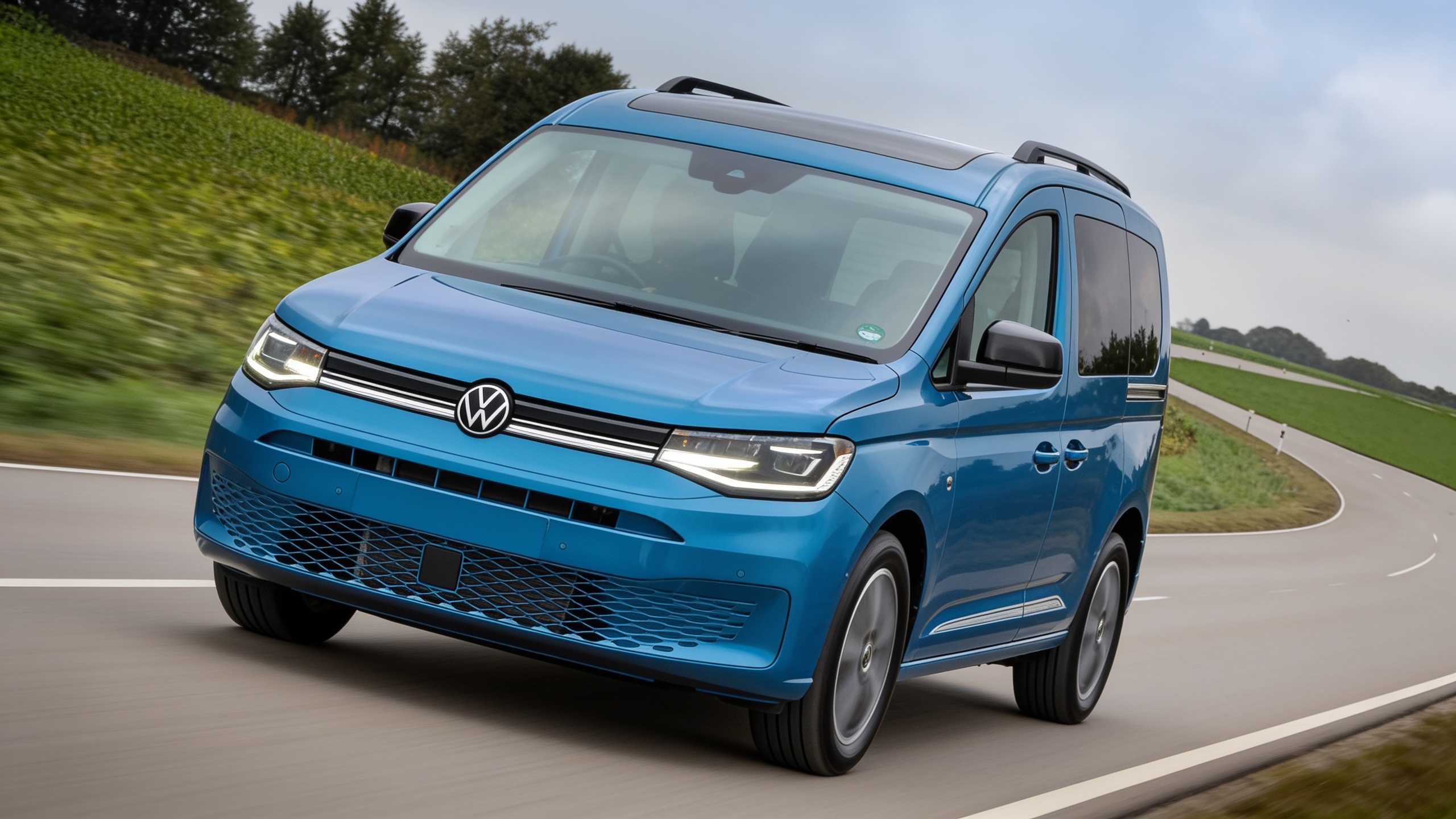 Фолксваген Caddy eHybrid