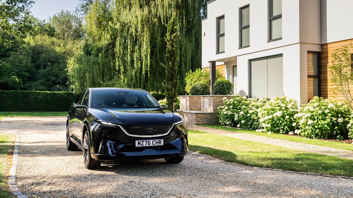 Мазда CX-6e
