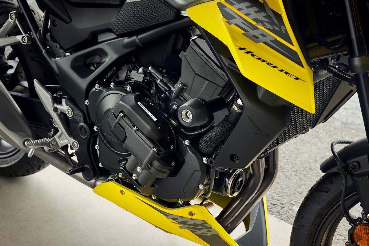Хонда Hornet 750 E-Clutch 2026