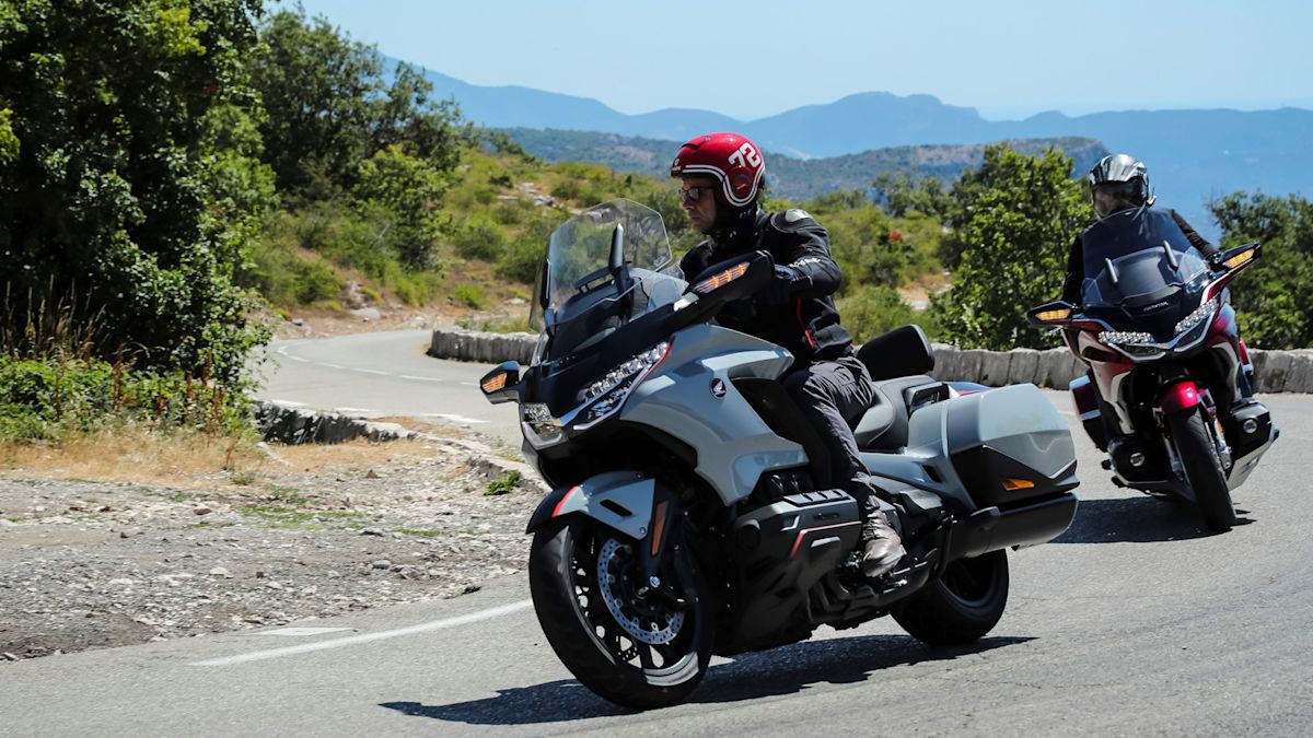 Хонда Gold Wing