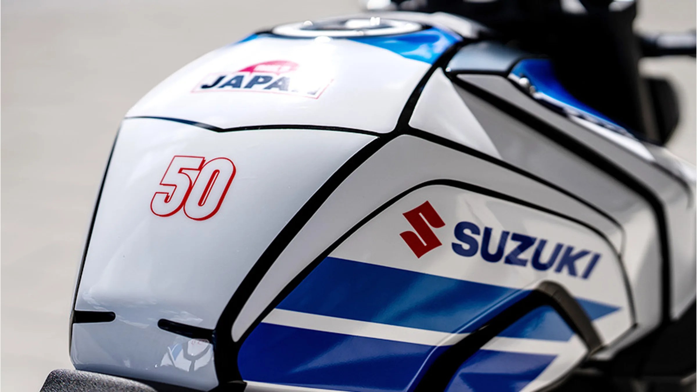 Сузуки GSX-8S и GSX-S1000