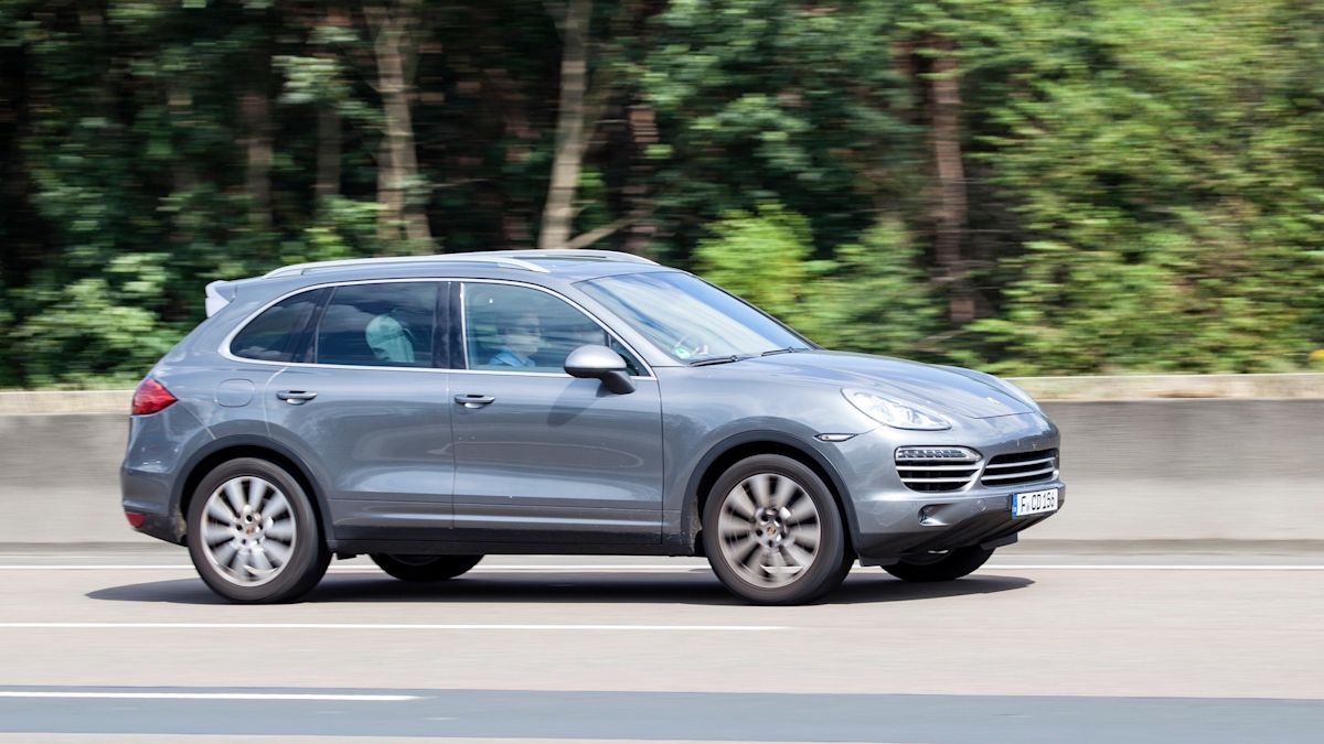 Porsche Cayenne EV