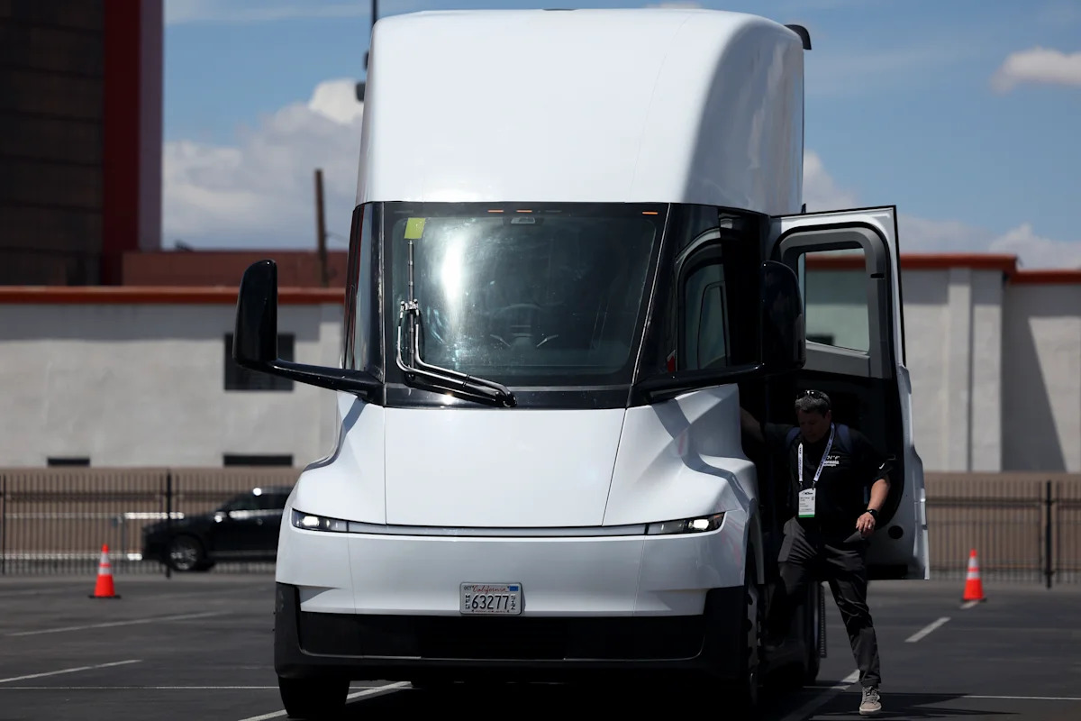Tesla Semi