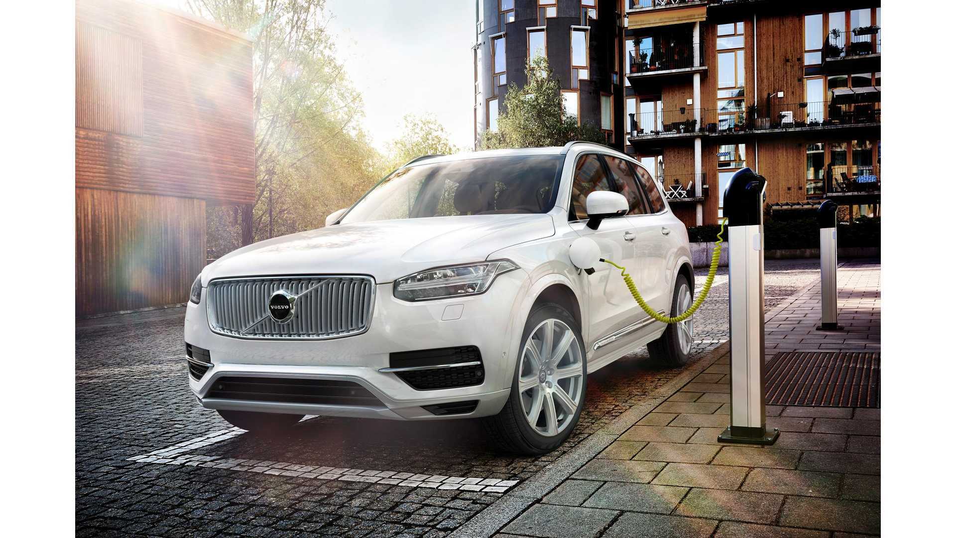 Волво XC90 T8 Twin Engine