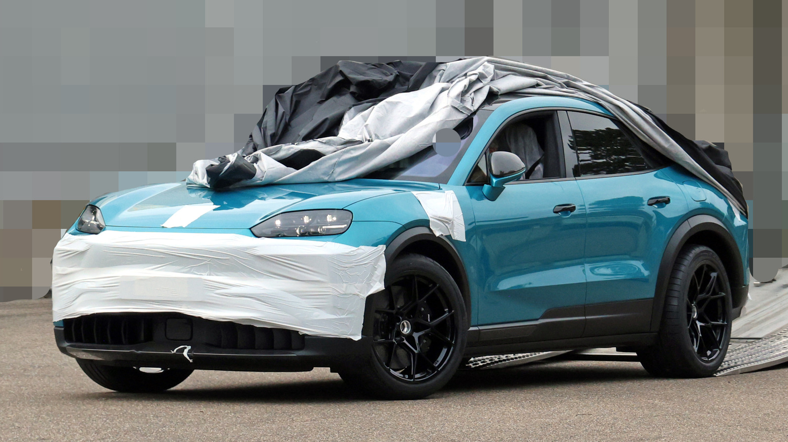 Porsche Cayenne Turbo GT Electric
