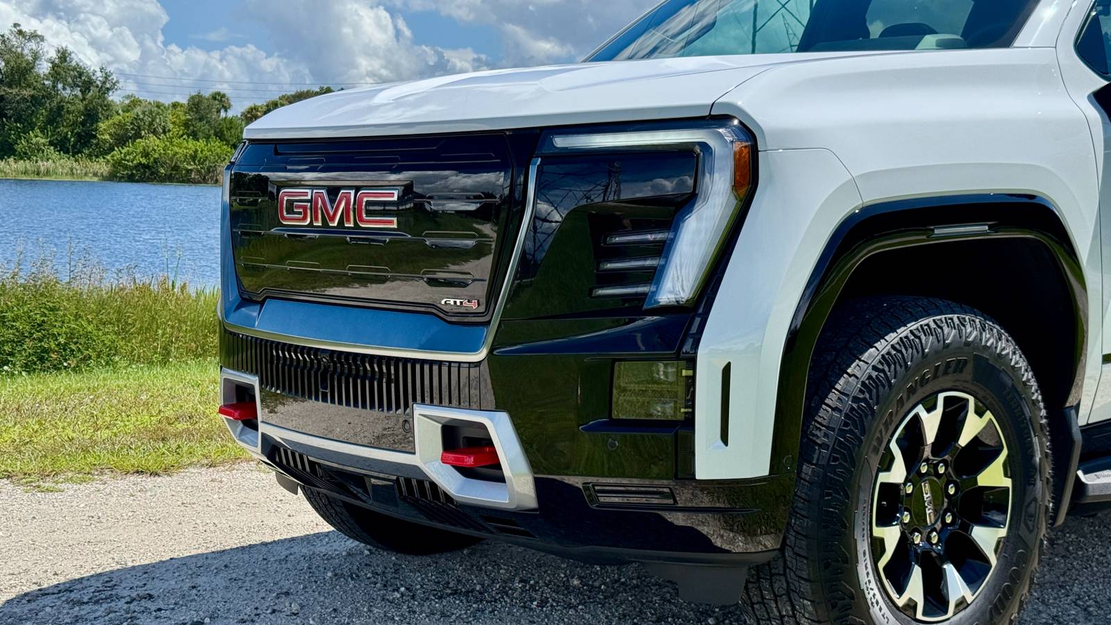 GMC Sierra EV