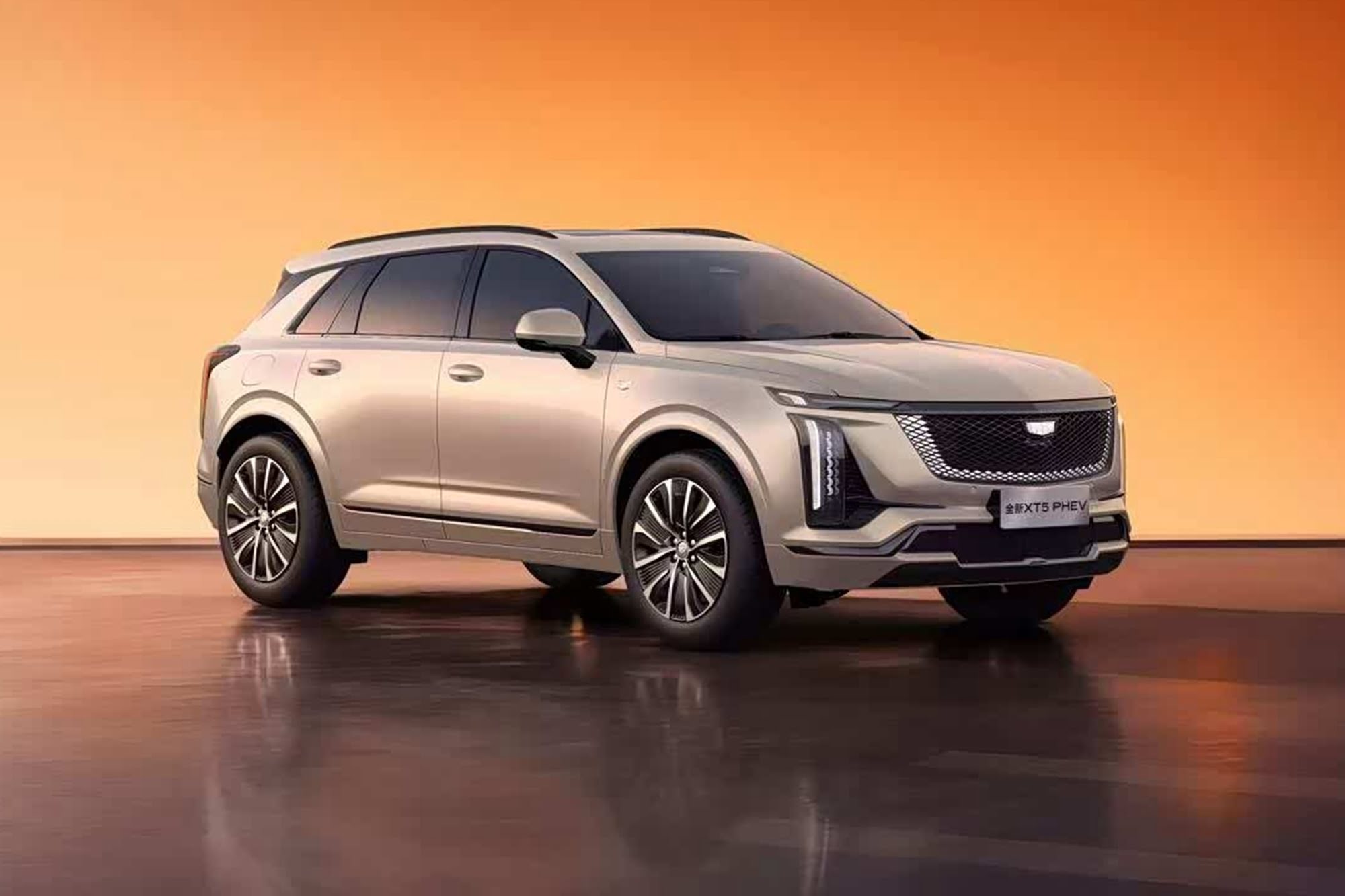 Кадилак XT5 PHEV Air